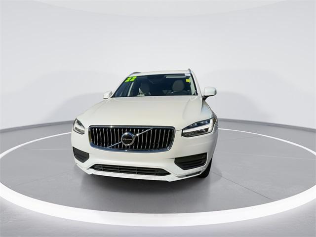 2022 Volvo XC90 T5 Momentum 7 Passenger