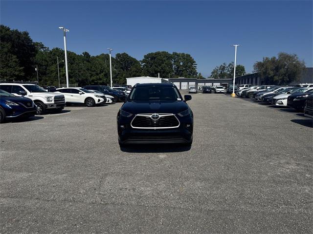 2022 Toyota Highlander XLE 2022 Toyota Highlander XLE