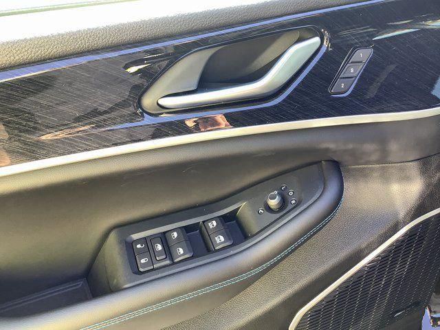 2024 Jeep Grand Cherokee Trailhawk