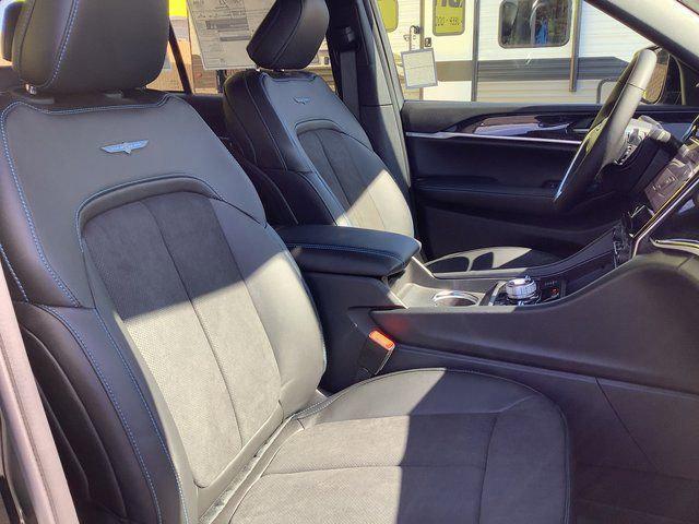 2024 Jeep Grand Cherokee Trailhawk