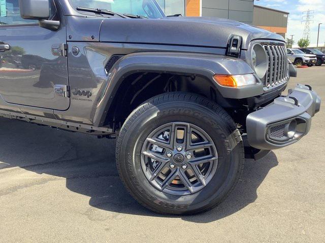 2025 Jeep Gladiator GLADIATOR SPORT S 4X4