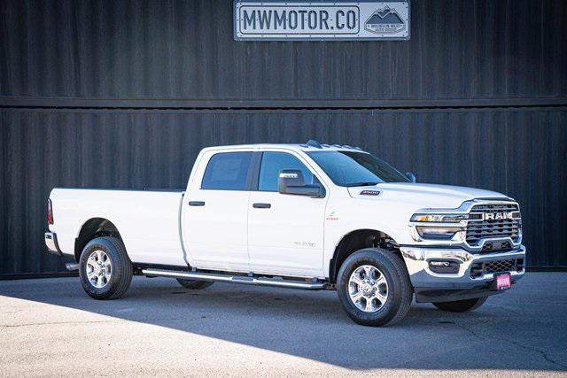 2025 RAM Ram 3500 RAM 3500 BIG HORN CREW CAB 4X4 8 BOX