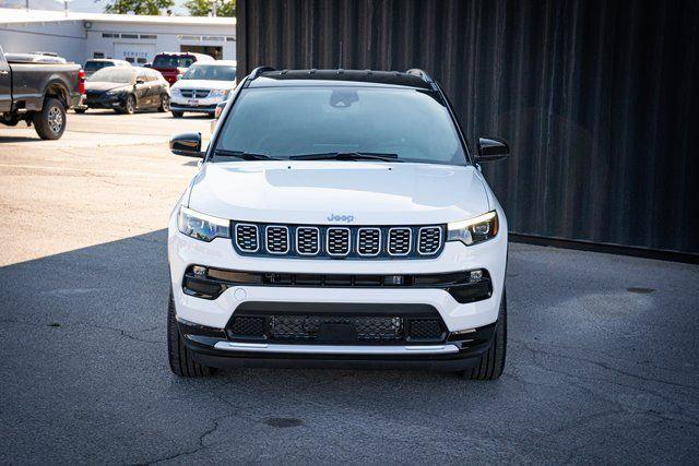 2025 Jeep Compass COMPASS LIMITED 4X4