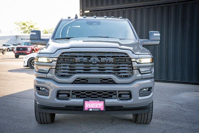2025 RAM Ram 3500 RAM 3500 BIG HORN CREW CAB 4X4 64 BOX