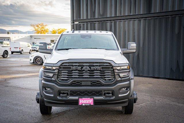 2026 RAM Ram 5500 Chassis Cab RAM 5500 TRADESMAN CHASSIS REGULAR CAB 4X4 84 CA 2026 RAM Ram 5500 Chassis Cab RAM 5500 TRADESMAN CHASSIS REGULAR CAB 4X4 84 CA