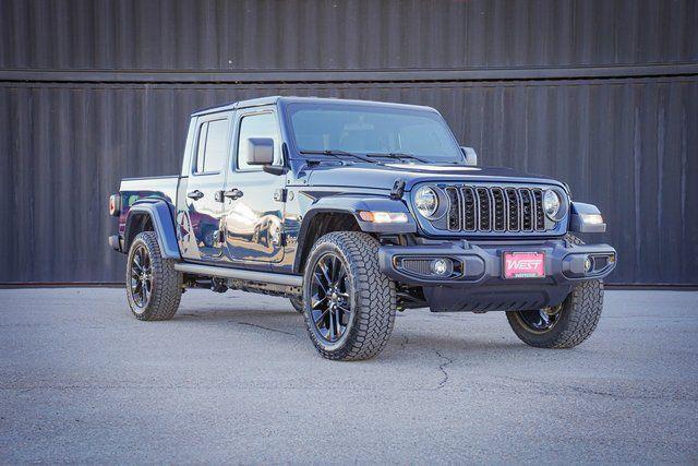 2025 Jeep Gladiator GLADIATOR NIGHTHAWK 4X4