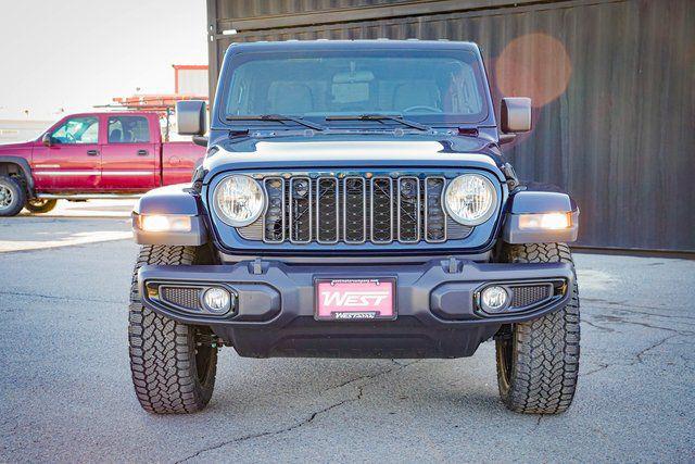 2025 Jeep Gladiator GLADIATOR NIGHTHAWK 4X4