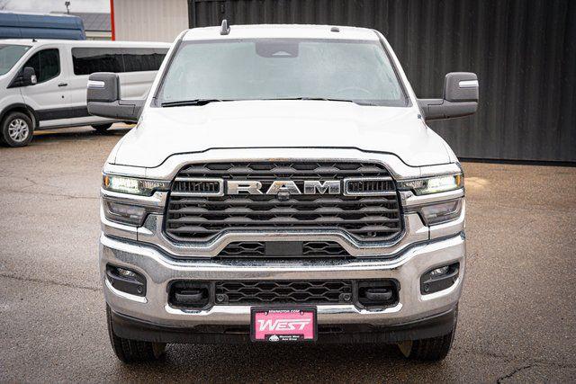 2025 RAM Ram 3500 RAM 3500 TRADESMAN CREW CAB 4X4 64 BOX