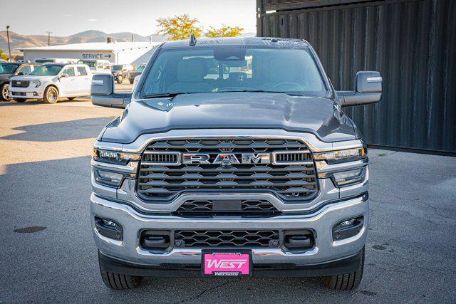 2025 RAM Ram 3500 RAM 3500 TRADESMAN CREW CAB 4X4 8 BOX