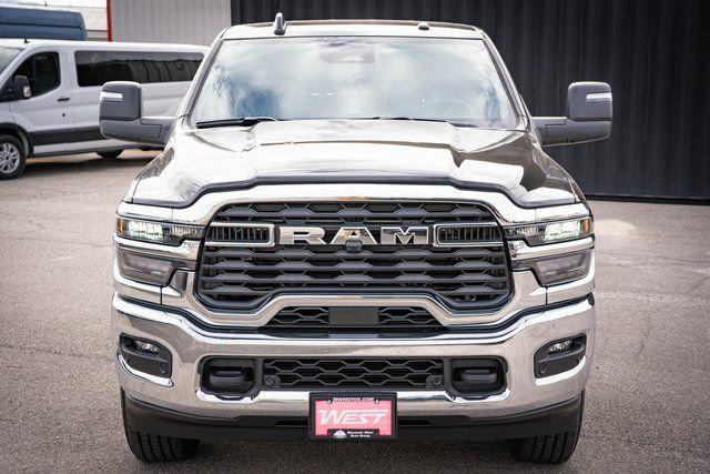 2025 RAM Ram 2500 RAM 2500 TRADESMAN CREW CAB 4X4 64 BOX