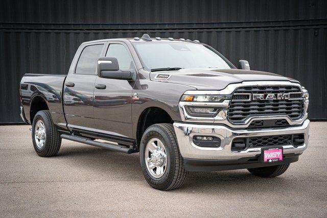 2025 RAM Ram 3500 RAM 3500 TRADESMAN CREW CAB 4X4 64 BOX