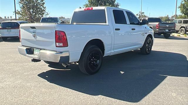 2019 RAM 1500 Classic Tradesman Crew Cab 4x2 57 Box 2019 RAM 1500 Classic Tradesman Crew Cab 4x2 57 Box