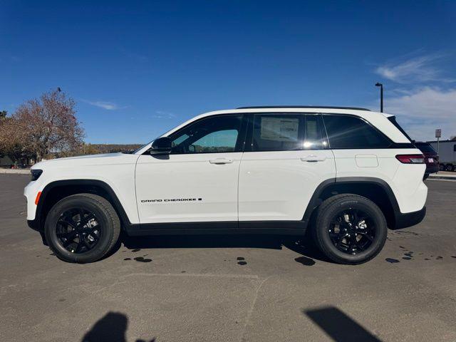 2025 Jeep Grand Cherokee GRAND CHEROKEE ALTITUDE 4X4