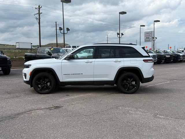 2025 Jeep Grand Cherokee GRAND CHEROKEE LIMITED 4X4 2025 Jeep Grand Cherokee GRAND CHEROKEE LIMITED 4X4