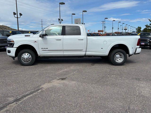 2025 RAM Ram 3500 RAM 3500 LIMITED CREW CAB 4X4 8 BOX 2025 RAM Ram 3500 RAM 3500 LIMITED CREW CAB 4X4 8 BOX