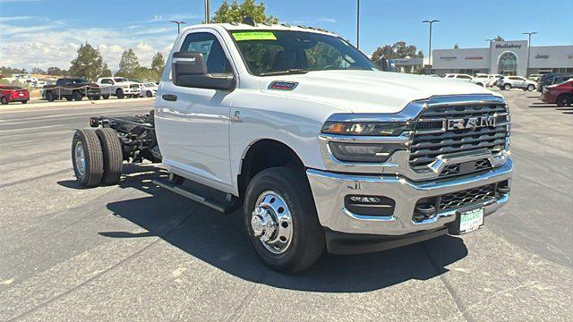 2026 RAM Ram 3500 Chassis Cab RAM 3500 TRADESMAN CHASSIS REGULAR CAB 4X4 84 CA