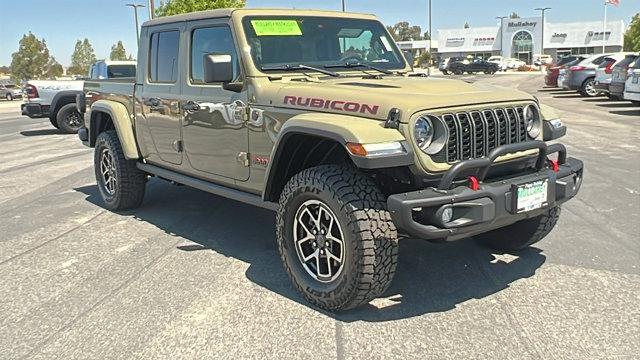 2025 Jeep Gladiator GLADIATOR RUBICON 4X4