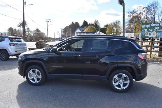 2024 Jeep Compass COMPASS LATITUDE 4X4