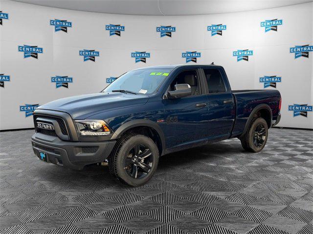 2024 RAM Ram 1500 Classic RAM 1500 CLASSIC WARLOCK QUAD CAB 4X4 64 BOX