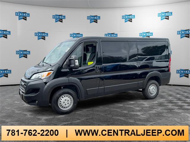 2025 RAM Ram ProMaster RAM PROMASTER 2500 TRADESMAN CARGO VAN LOW ROOF 136 WB
