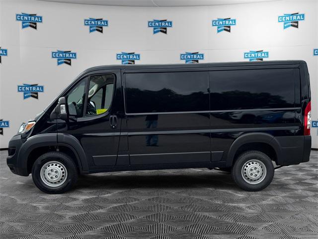 2025 RAM Ram ProMaster RAM PROMASTER 2500 TRADESMAN CARGO VAN LOW ROOF 136 WB
