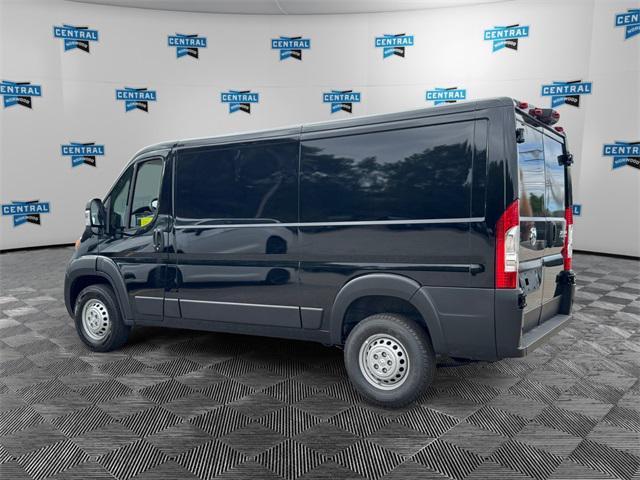 2025 RAM Ram ProMaster RAM PROMASTER 2500 TRADESMAN CARGO VAN LOW ROOF 136 WB