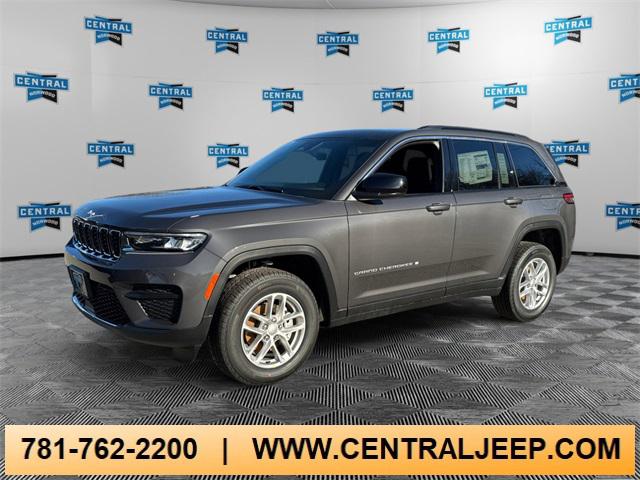 2025 Jeep Grand Cherokee GRAND CHEROKEE LAREDO X 4X4