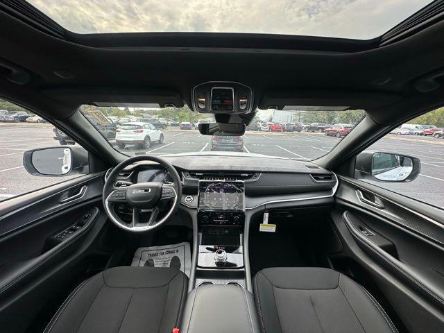 2025 Jeep Grand Cherokee GRAND CHEROKEE LAREDO X 4X4 2025 Jeep Grand Cherokee GRAND CHEROKEE LAREDO X 4X4