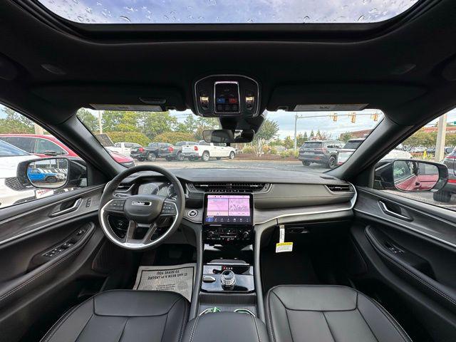 2025 Jeep Grand Cherokee GRAND CHEROKEE LIMITED 4X4 2025 Jeep Grand Cherokee GRAND CHEROKEE LIMITED 4X4