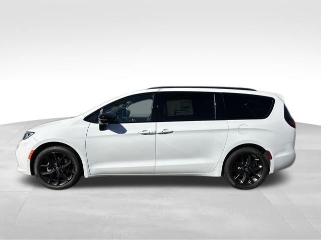 2026 Chrysler Pacifica PACIFICA LIMITED