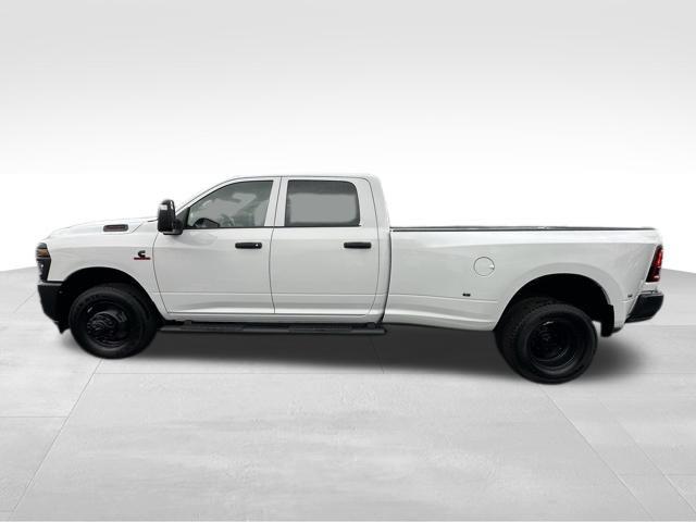 2026 RAM Ram 3500 RAM 3500 TRADESMAN CREW CAB 4X2 8 BOX 2026 RAM Ram 3500 RAM 3500 TRADESMAN CREW CAB 4X2 8 BOX