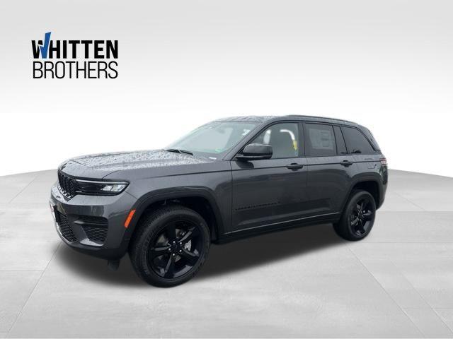 2025 Jeep Grand Cherokee GRAND CHEROKEE ALTITUDE 4X4