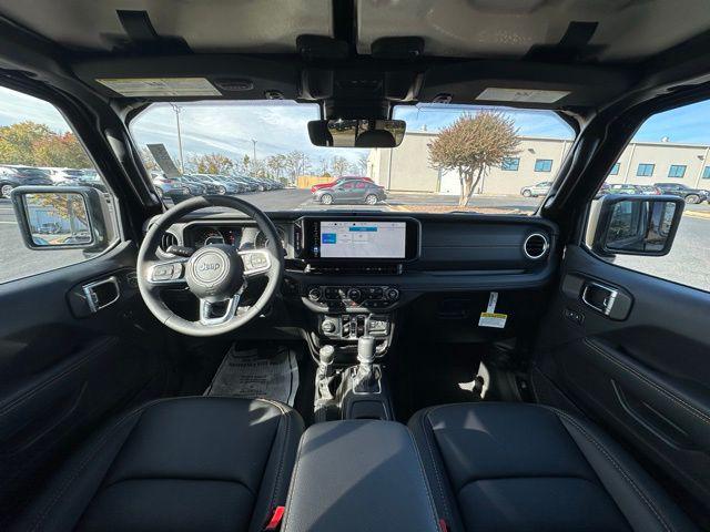 2025 Jeep Wrangler WRANGLER 4-DOOR SAHARA 2025 Jeep Wrangler WRANGLER 4-DOOR SAHARA