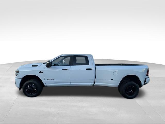2025 RAM Ram 3500 RAM 3500 BIG HORN CREW CAB 4X4 8 BOX