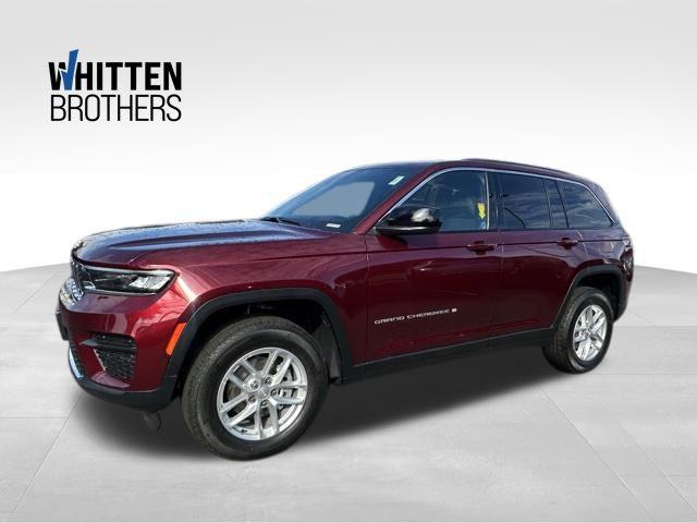 2025 Jeep Grand Cherokee GRAND CHEROKEE LAREDO X 4X4