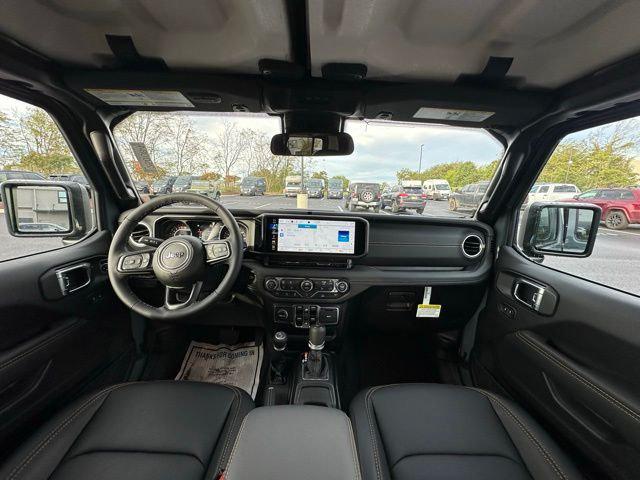 2025 Jeep Gladiator GLADIATOR HIGH TIDE 4X4