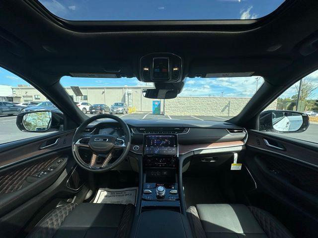 2025 Jeep Grand Cherokee GRAND CHEROKEE SUMMIT 4X4 2025 Jeep Grand Cherokee GRAND CHEROKEE SUMMIT 4X4