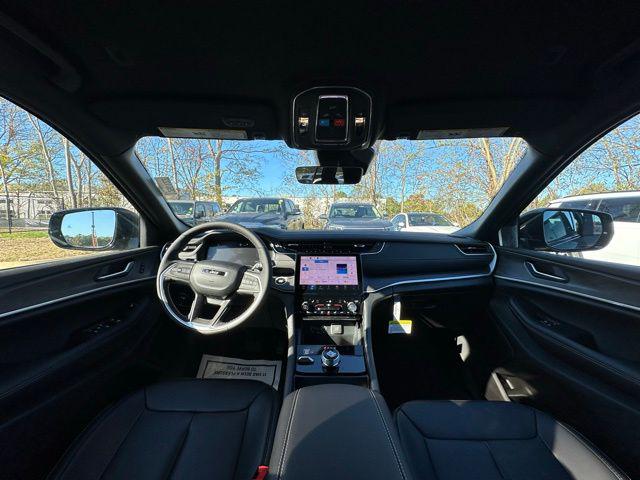 2025 Jeep Grand Cherokee GRAND CHEROKEE LIMITED 4X4 2025 Jeep Grand Cherokee GRAND CHEROKEE LIMITED 4X4