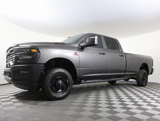 2025 RAM 2500 Tradesman Crew Cab 4x4 8 Box