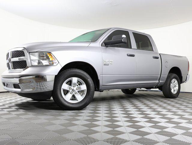 2023 RAM 1500 Classic SLT Crew Cab 4x4 57 Box 2023 RAM 1500 Classic SLT Crew Cab 4x4 57 Box