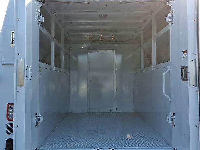 2025 GMC Savana Cutaway Work Van