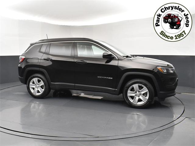 2022 Jeep Compass Latitude 4x4 2022 Jeep Compass Latitude 4x4