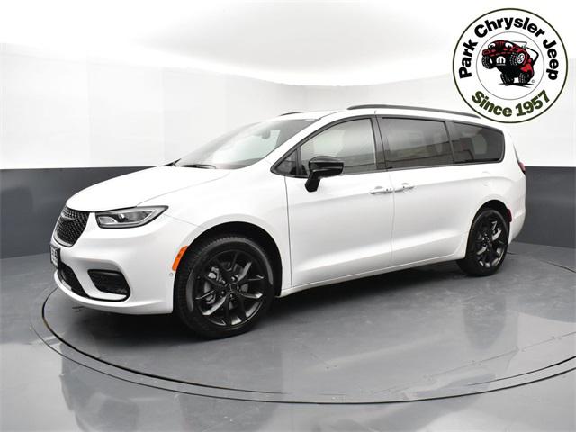 2024 Chrysler Pacifica Limited AWD 2024 Chrysler Pacifica Limited AWD