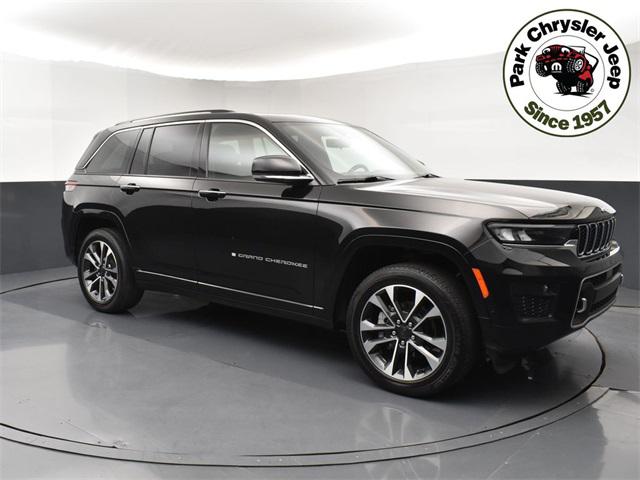 2022 Jeep Grand Cherokee Overland 4x4 2022 Jeep Grand Cherokee Overland 4x4