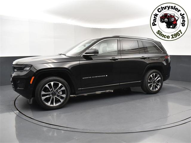 2022 Jeep Grand Cherokee Overland 4x4 2022 Jeep Grand Cherokee Overland 4x4