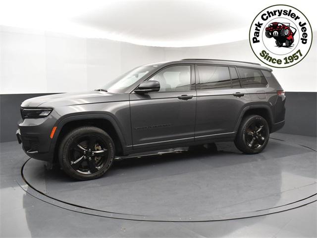 2022 Jeep Grand Cherokee L Altitude 4x4 2022 Jeep Grand Cherokee L Altitude 4x4