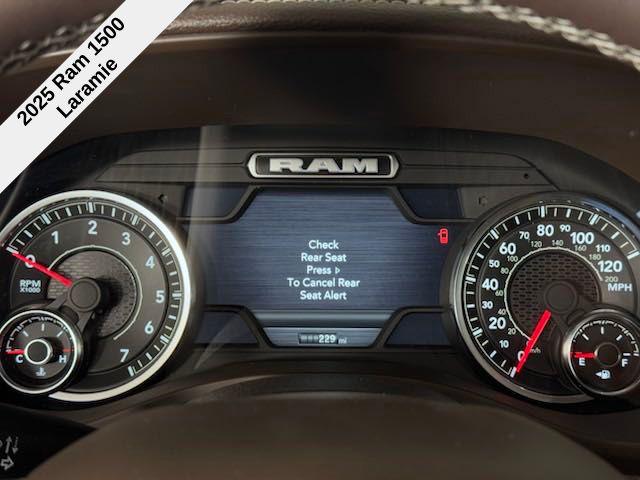 2025 RAM Ram 1500 RAM 1500 LARAMIE CREW CAB 4X4 57 BOX 2025 RAM Ram 1500 RAM 1500 LARAMIE CREW CAB 4X4 57 BOX