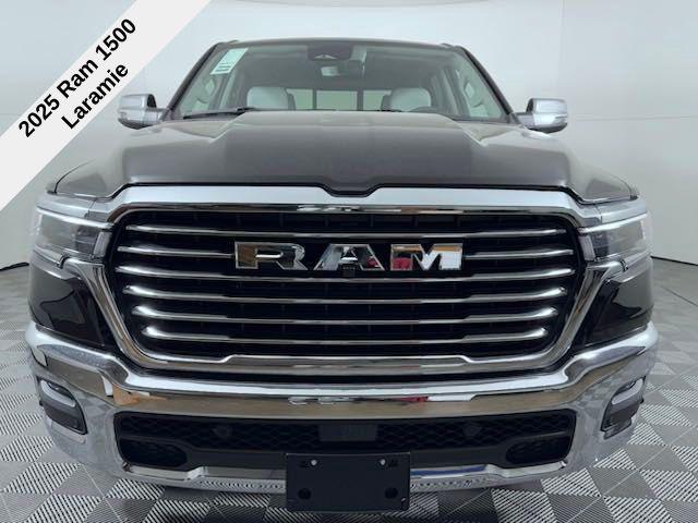 2025 RAM Ram 1500 RAM 1500 LARAMIE CREW CAB 4X4 57 BOX 2025 RAM Ram 1500 RAM 1500 LARAMIE CREW CAB 4X4 57 BOX