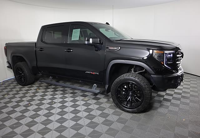 2023 GMC Sierra 1500 4WD Crew Cab Short Box AT4X 2023 GMC Sierra 1500 4WD Crew Cab Short Box AT4X