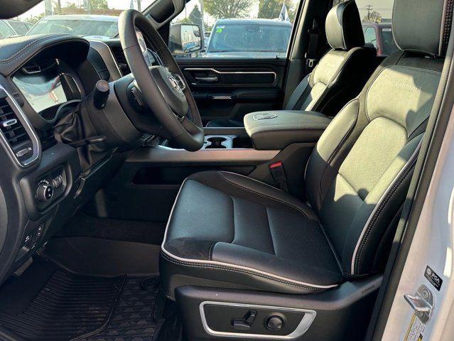 2025 RAM Ram 1500 RAM 1500 LARAMIE CREW CAB 4X2 57 BOX